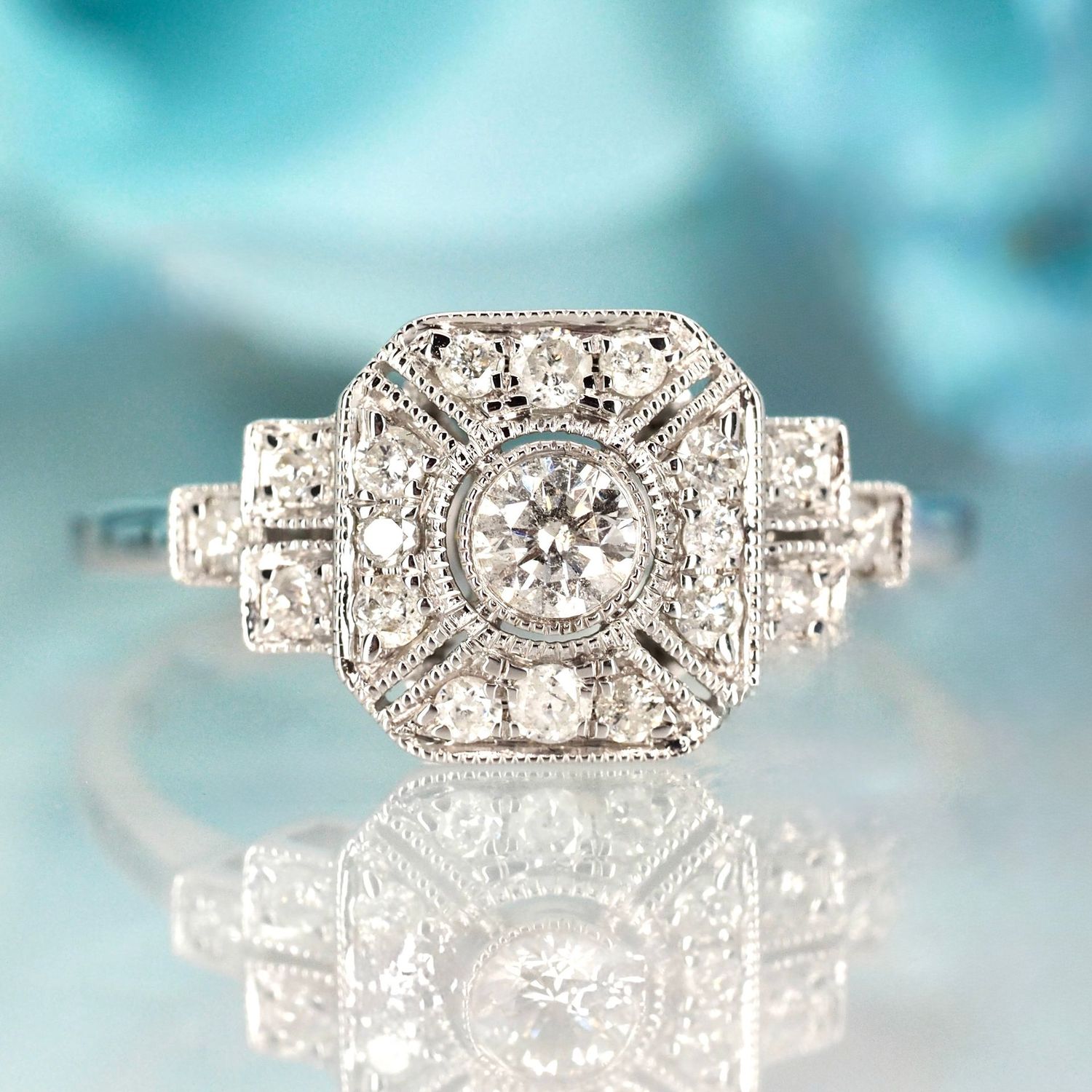9ct White Gold 0.40ct Round Brilliant Cut Octagonal Cluster Ring