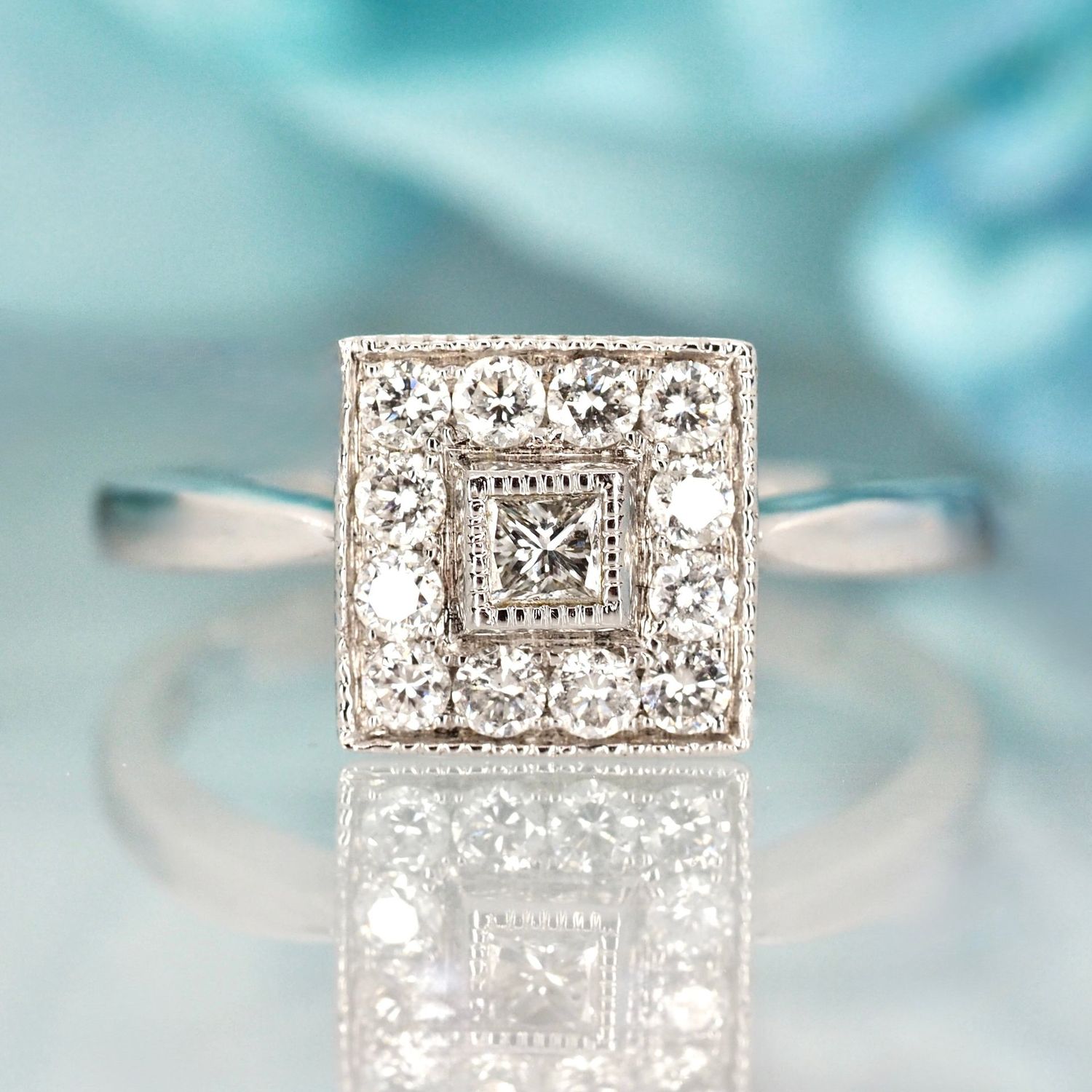 18ct White Gold 0.40ct Round Brilliant Cut Diamond Square Cluster Ring