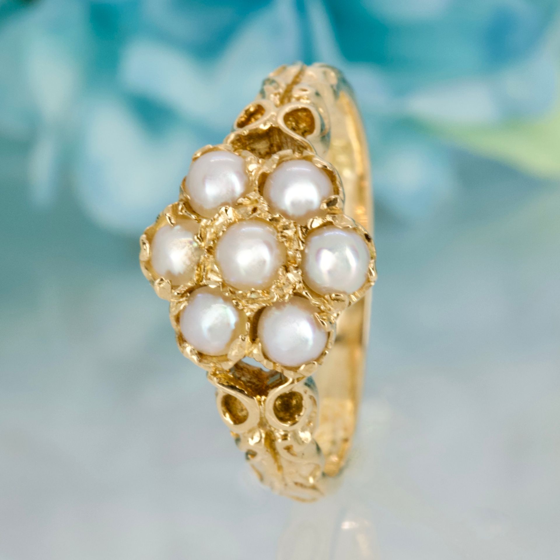 Antique 18ct Yellow Gold Pearl Cluster Ring, hallmarked London 1909