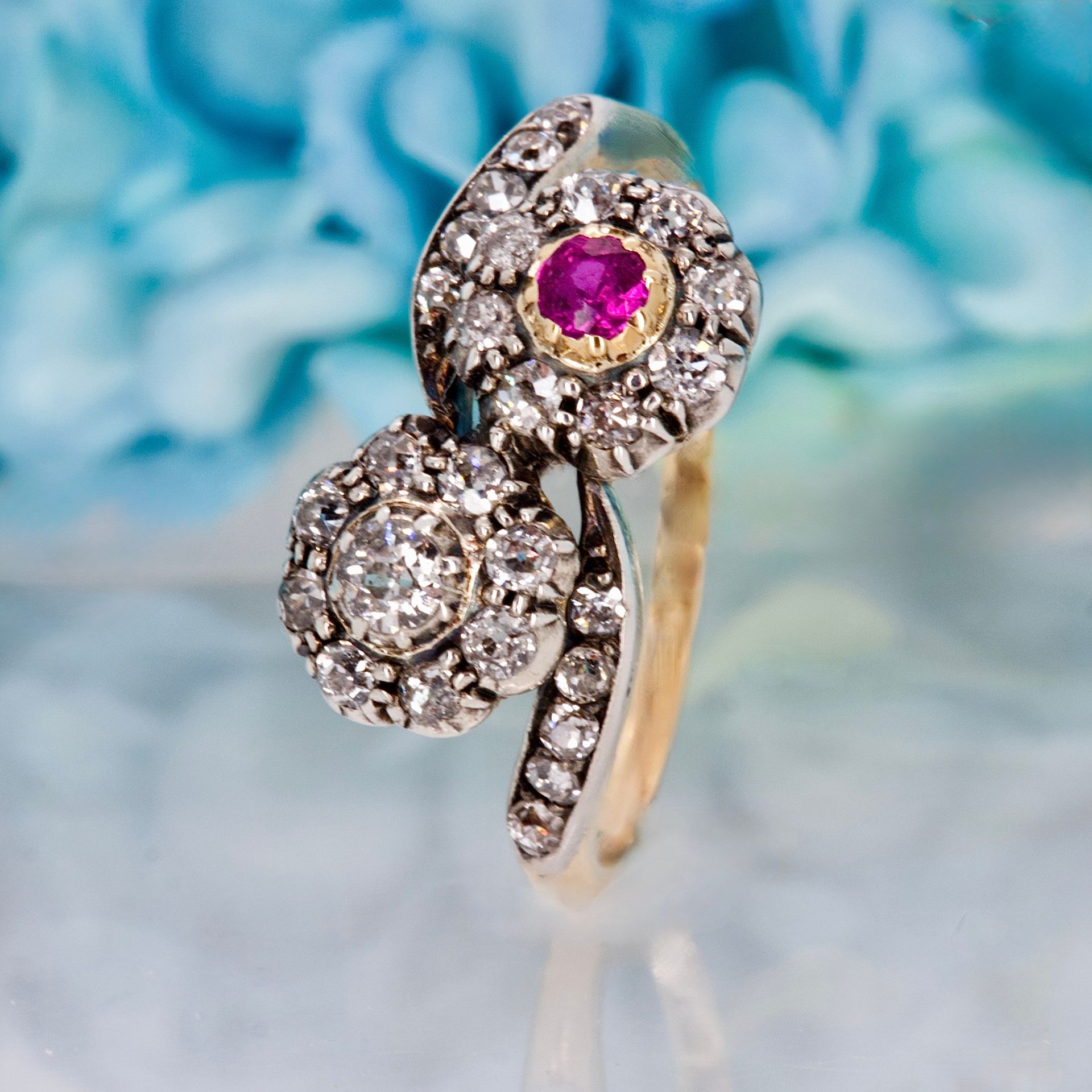 Pre-Loved 18ct Yellow Gold Ruby & Diamond Crossover Cluster Ring