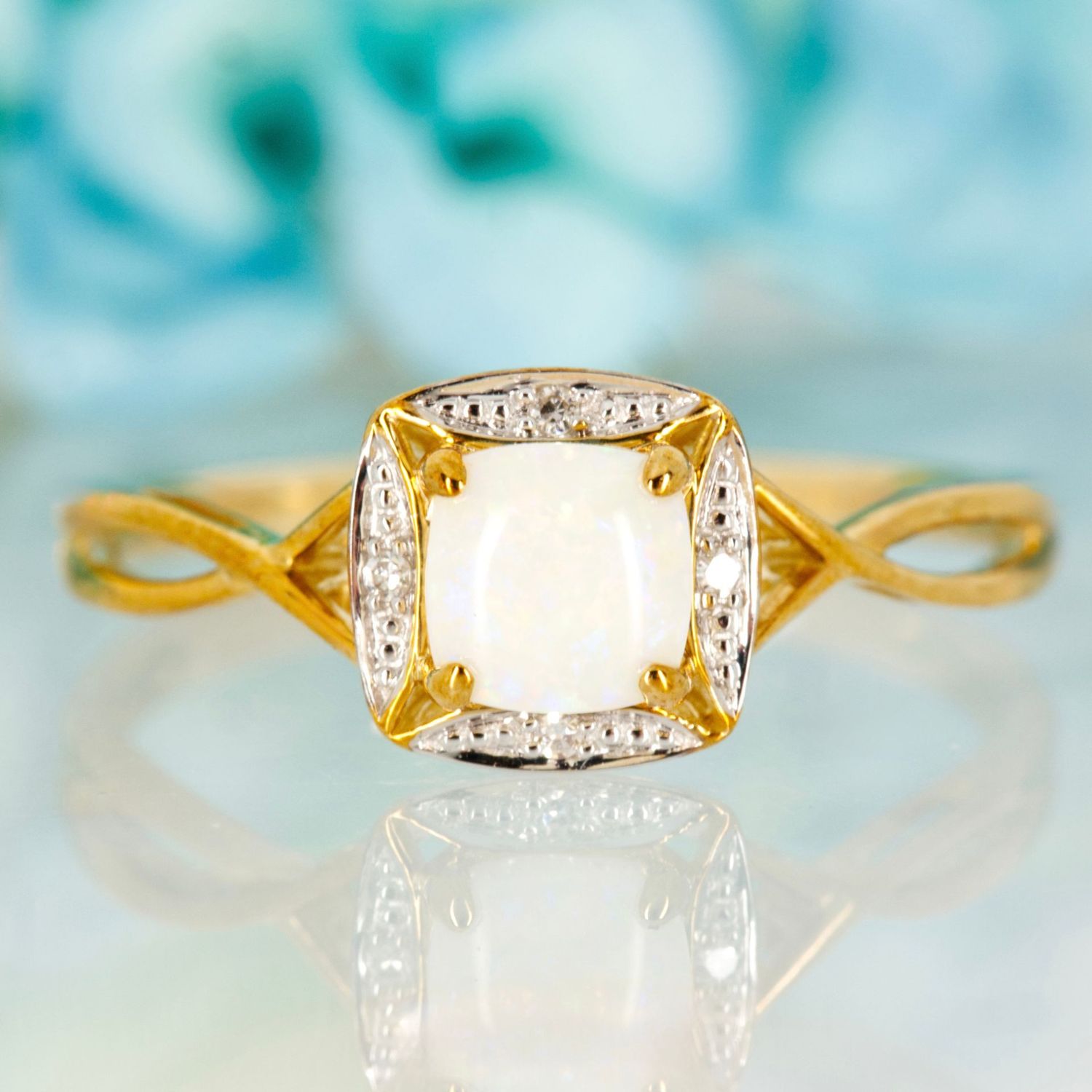9ct Yellow Gold Round Cut Opal & Round Brilliant Cut Diamond Cushion Shaped Halo Cluster Ring