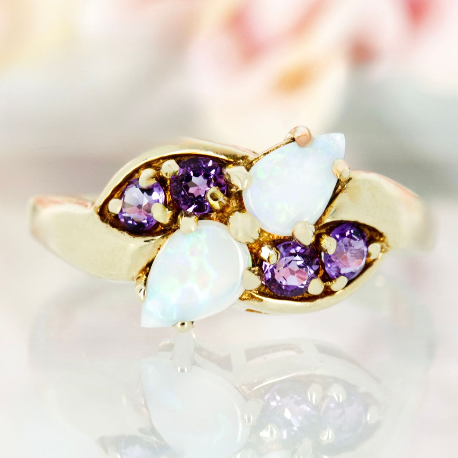 Pre-Loved 9ct Yellow Gold Pear Shaped Opal & Round Cut Amethyst Cluster Ring