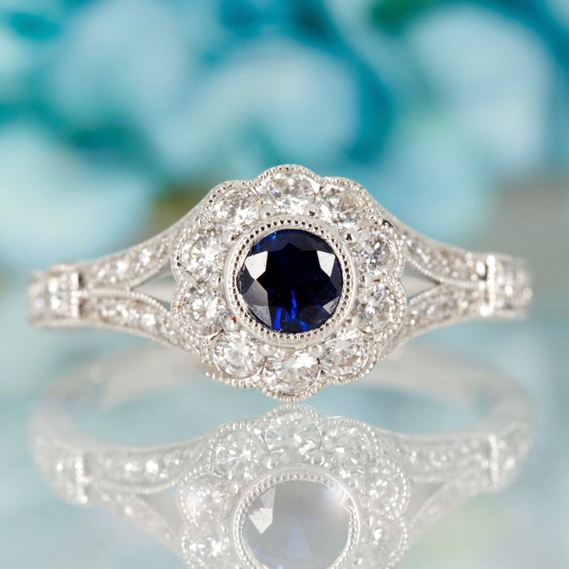 18ct White Gold Round Cut Sapphire & Diamond Flower Cluster Ring