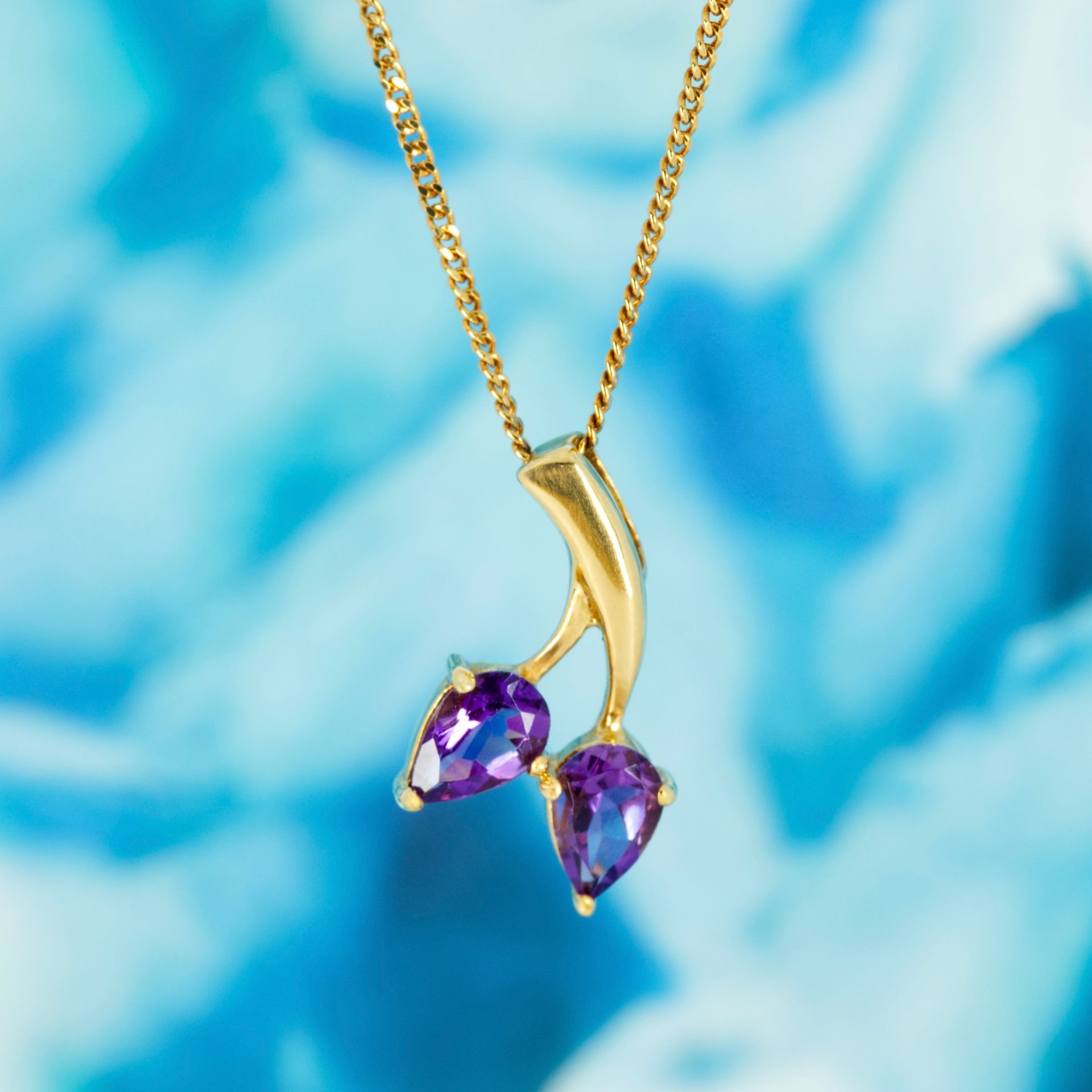 Pre-Loved 9ct Yellow Gold Pear Cut Amethyst Two-Stone Pendant & Chain