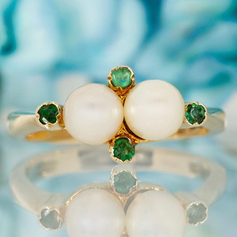 Pre-Loved 9ct Yellow Gold Pearl & Round Cut Emerald Dress Ring