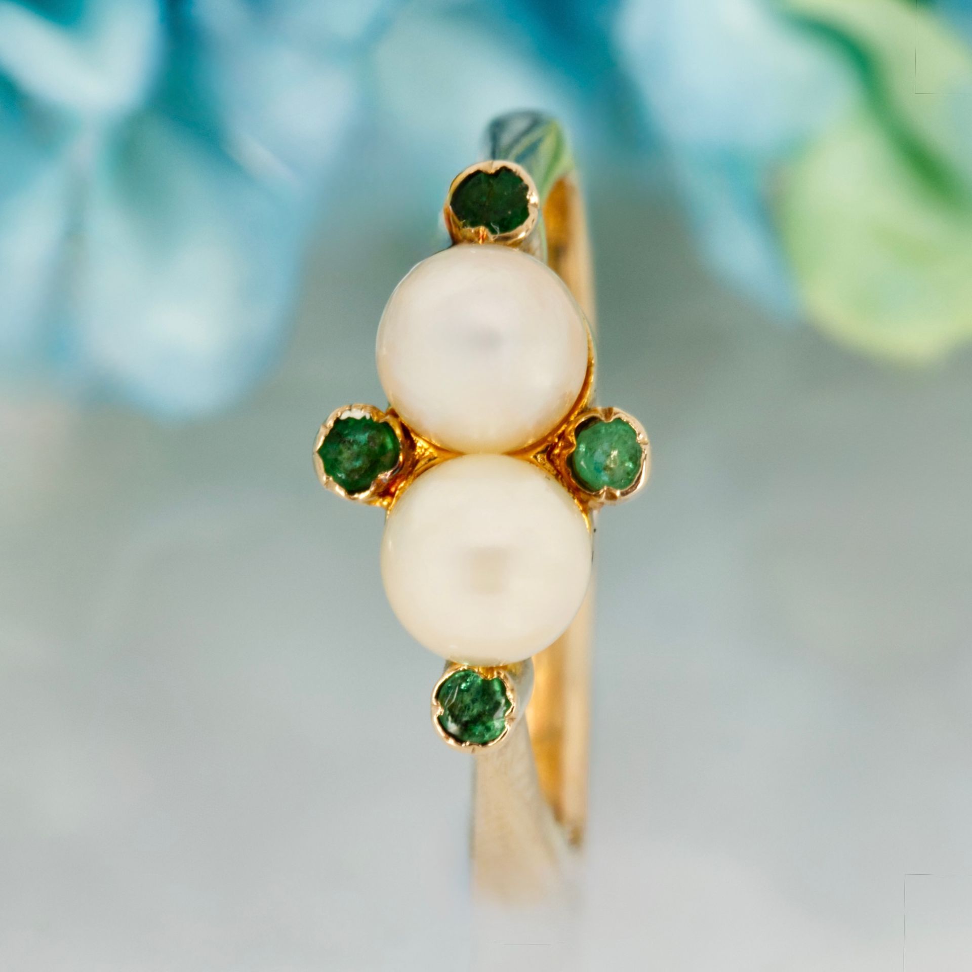 Pre-Loved 9ct Yellow Gold Pearl & Round Cut Emerald Dress Ring
