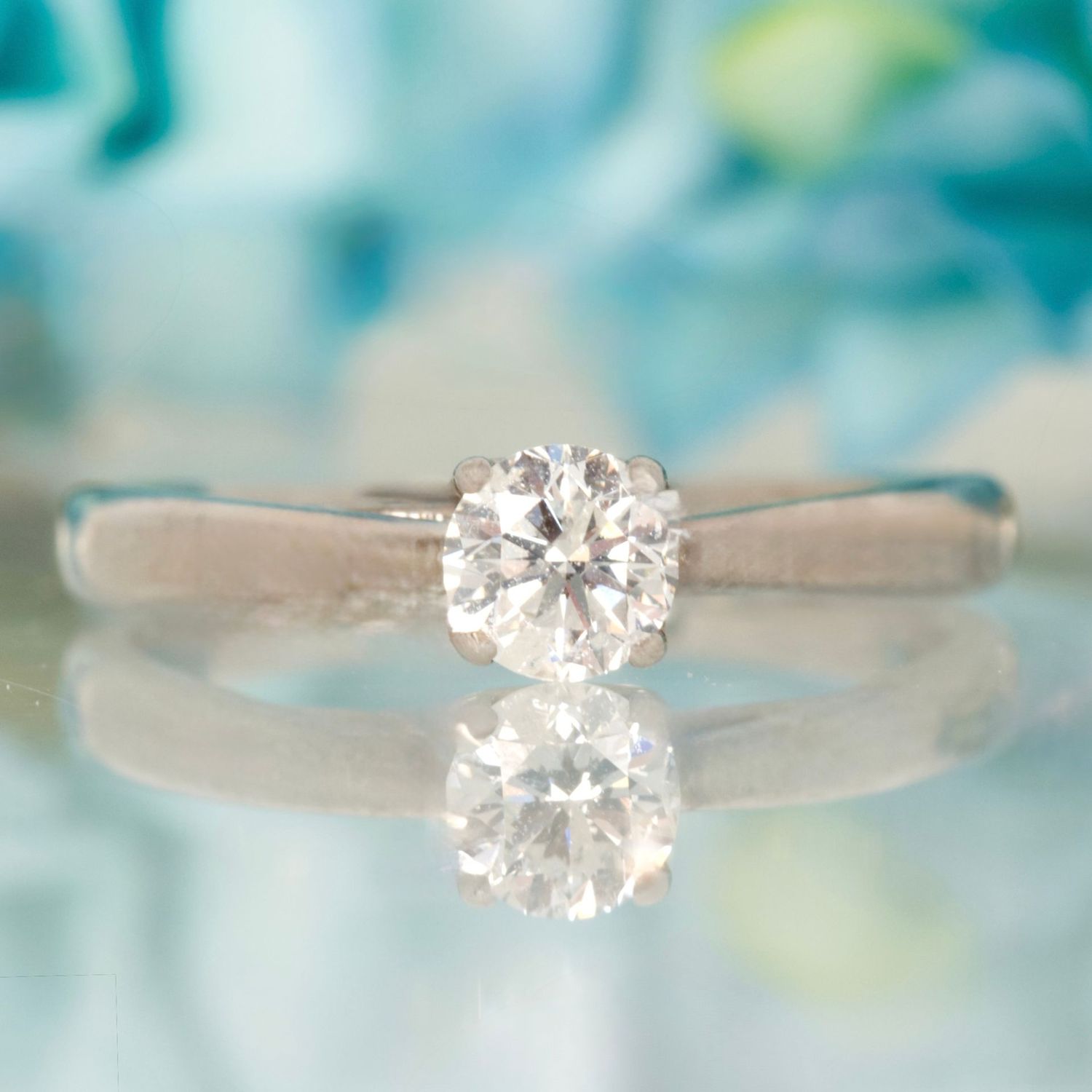 Pre-Loved 9ct White Gold 0.33ct Round Brilliant Cut Diamond Solitaire Ring