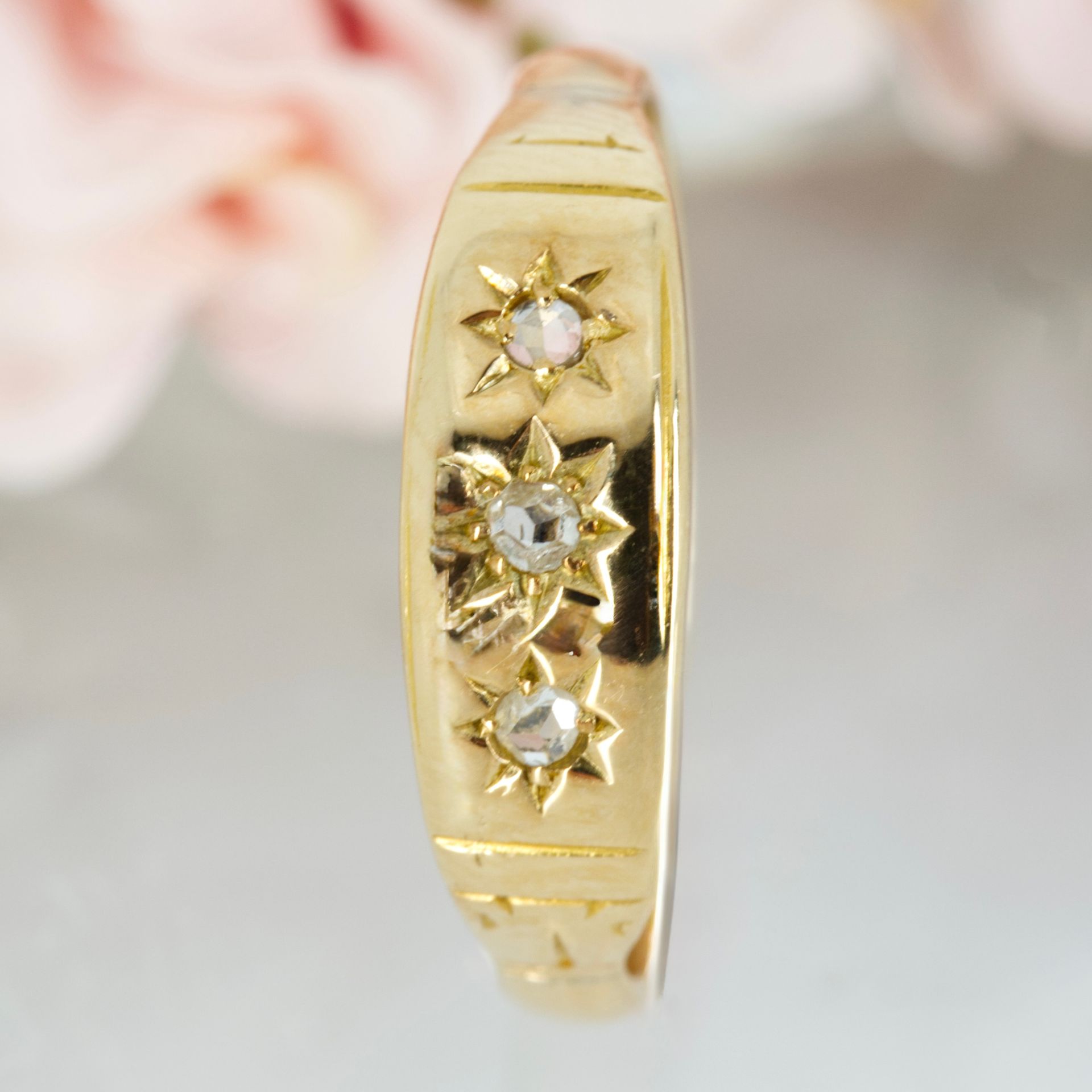 Pre-Loved 18ct Yellow Gold Round Cut Diamond Gypsy Set Trilogy Ring
