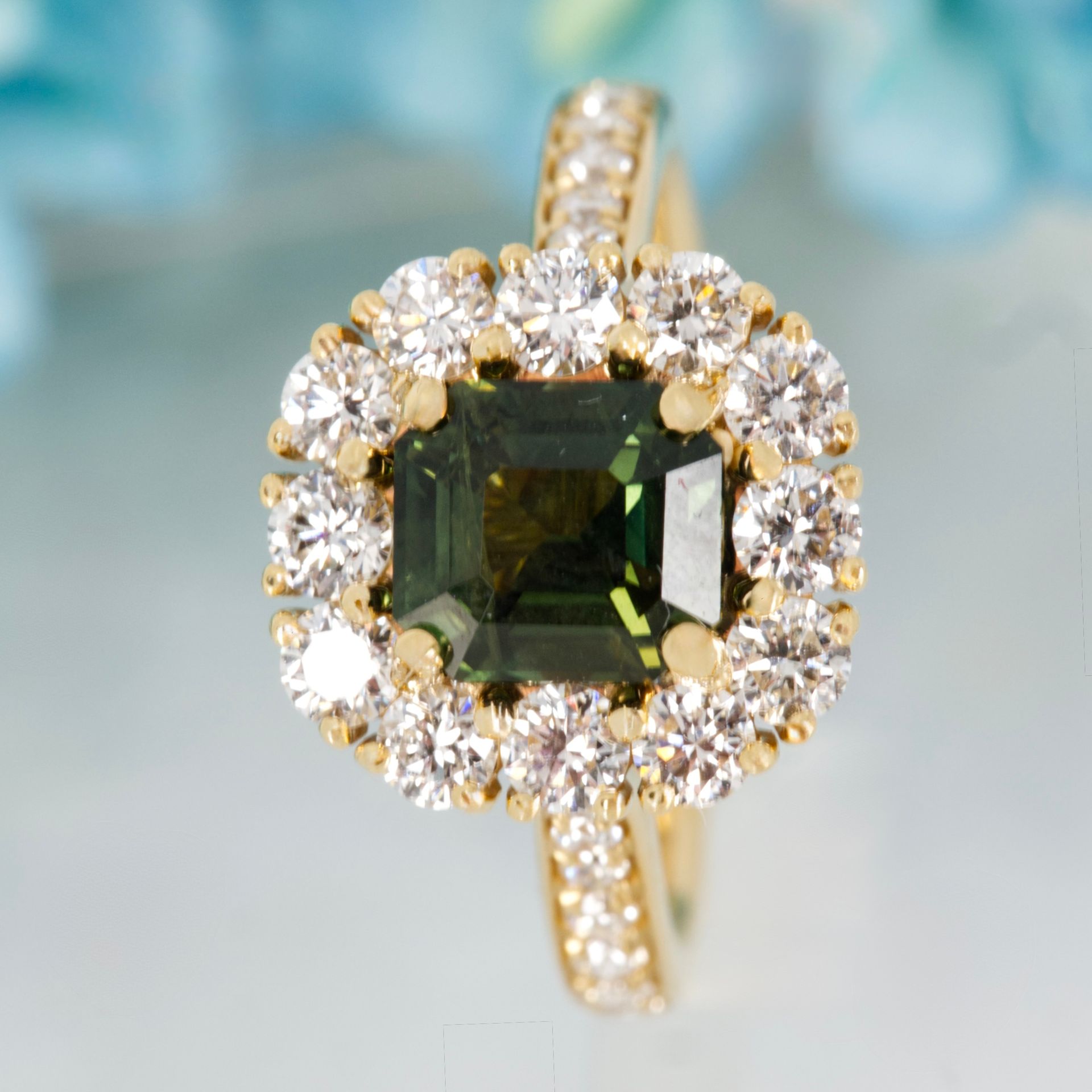 18ct Yellow Gold Octagonal Cut Green Sapphire & Round Brilliant Cut Diamond Cluster Ring