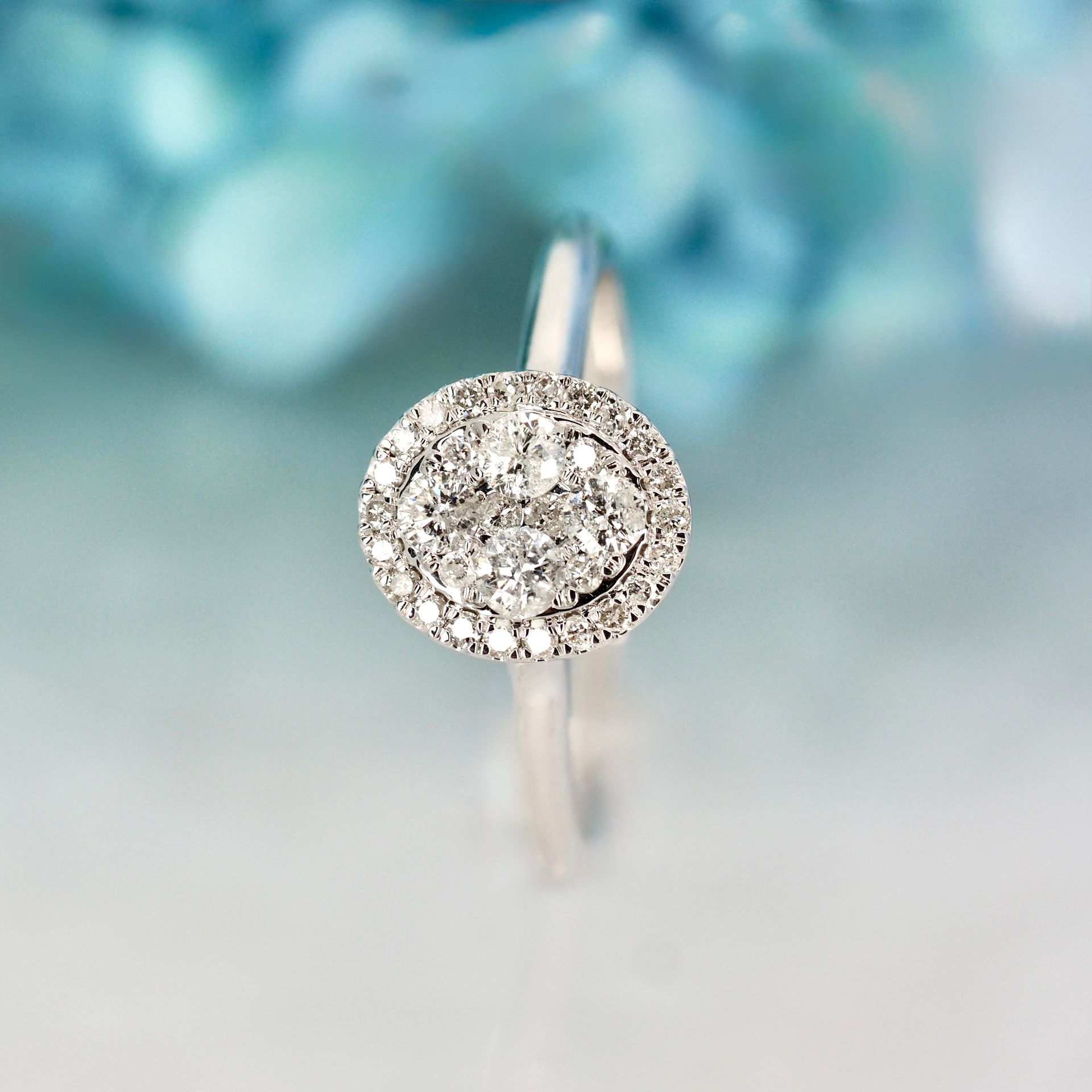 9ct White Gold 0.39ct Round Brilliant Cut Diamond Oval Cluster Ring