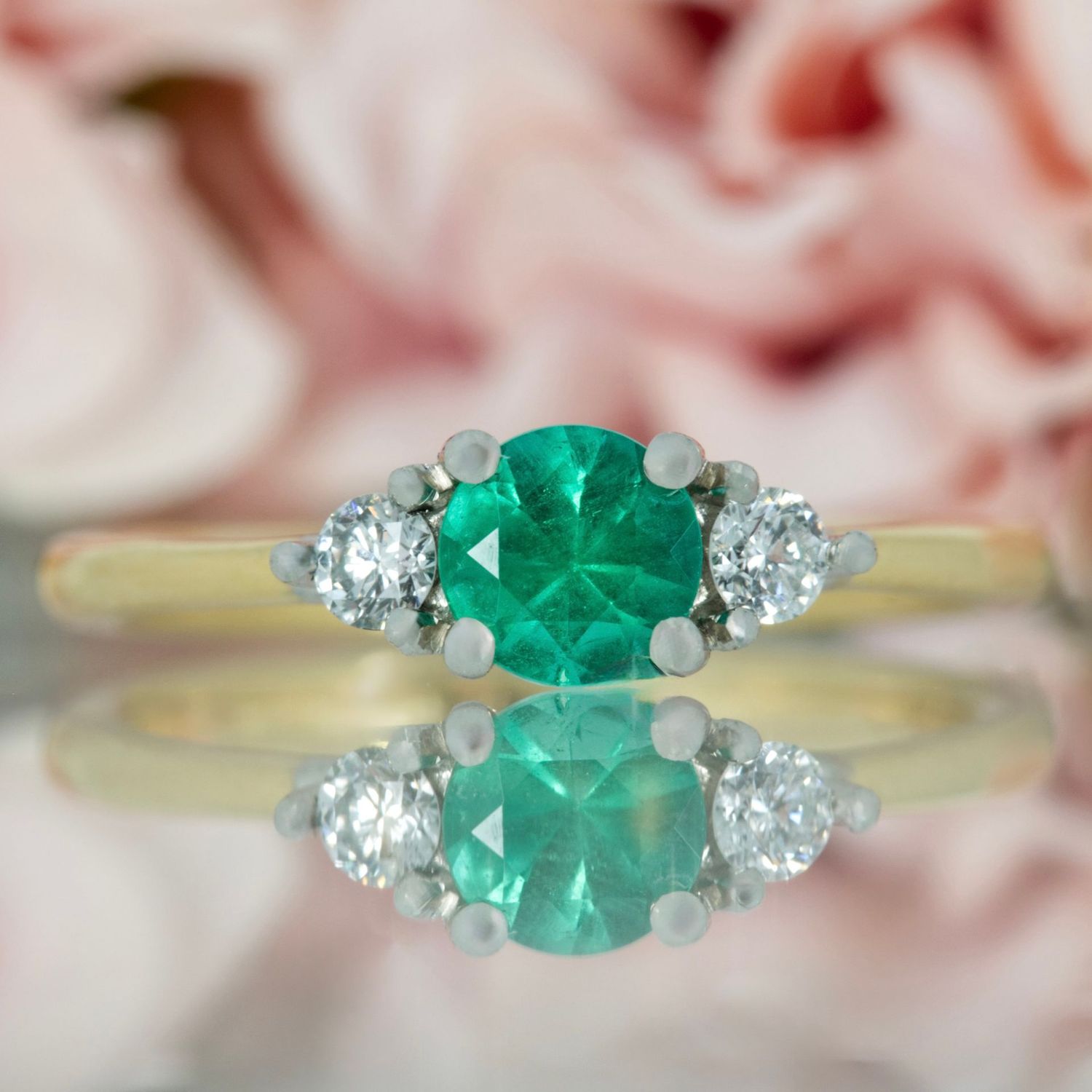 18ct Yellow Gold & Platinum Round Cut Emerald & Round Brilliant Cut Diamond Trilogy Ring