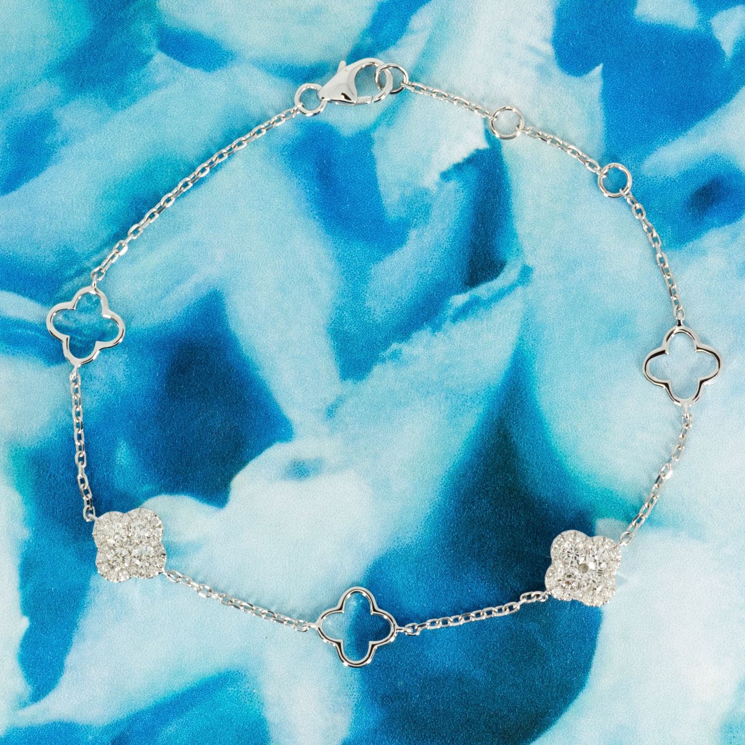 9ct White Gold Round Brilliant Cut Diamond Clover 6.5-7.5” Bracelet