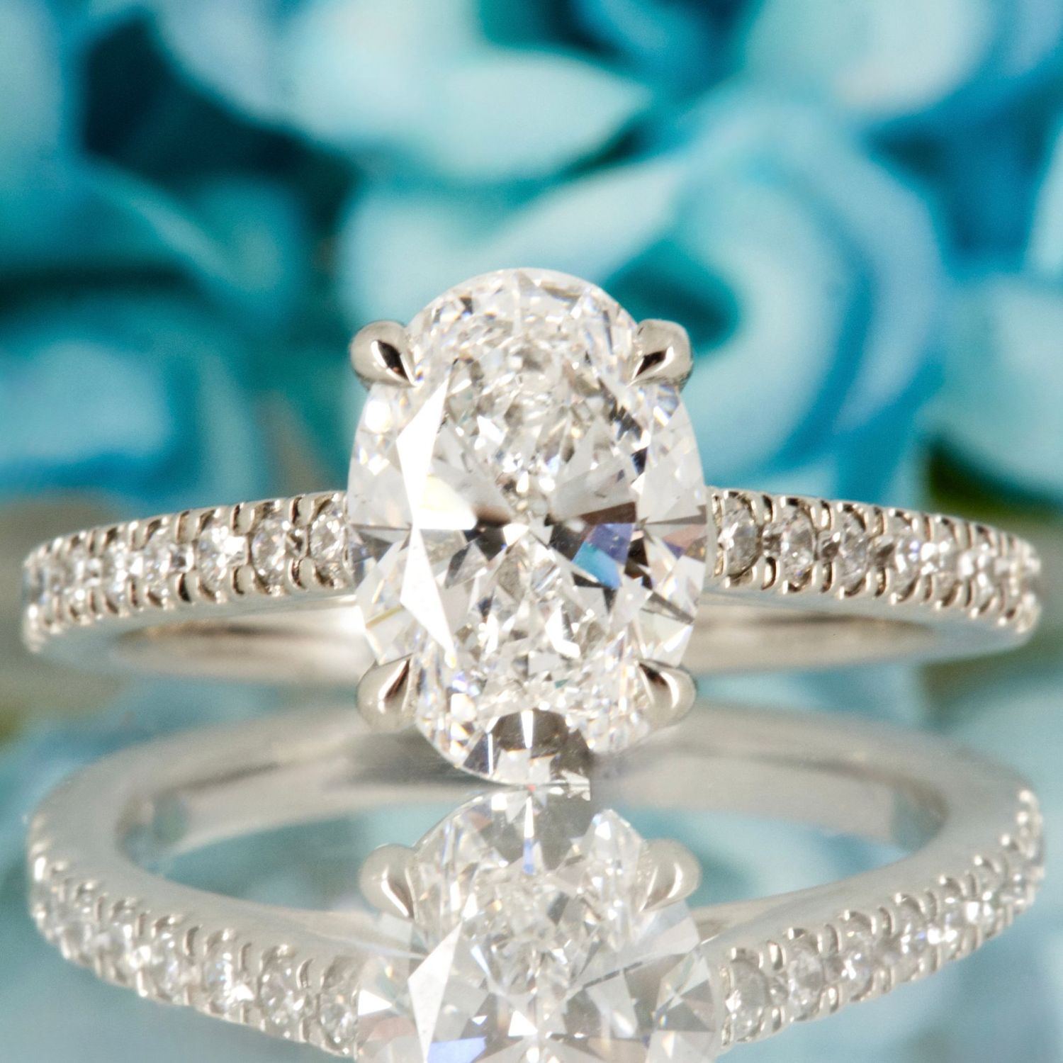 Platinun 2.01ct Oval Cut Lab Grown Diamond Solitaire Ring