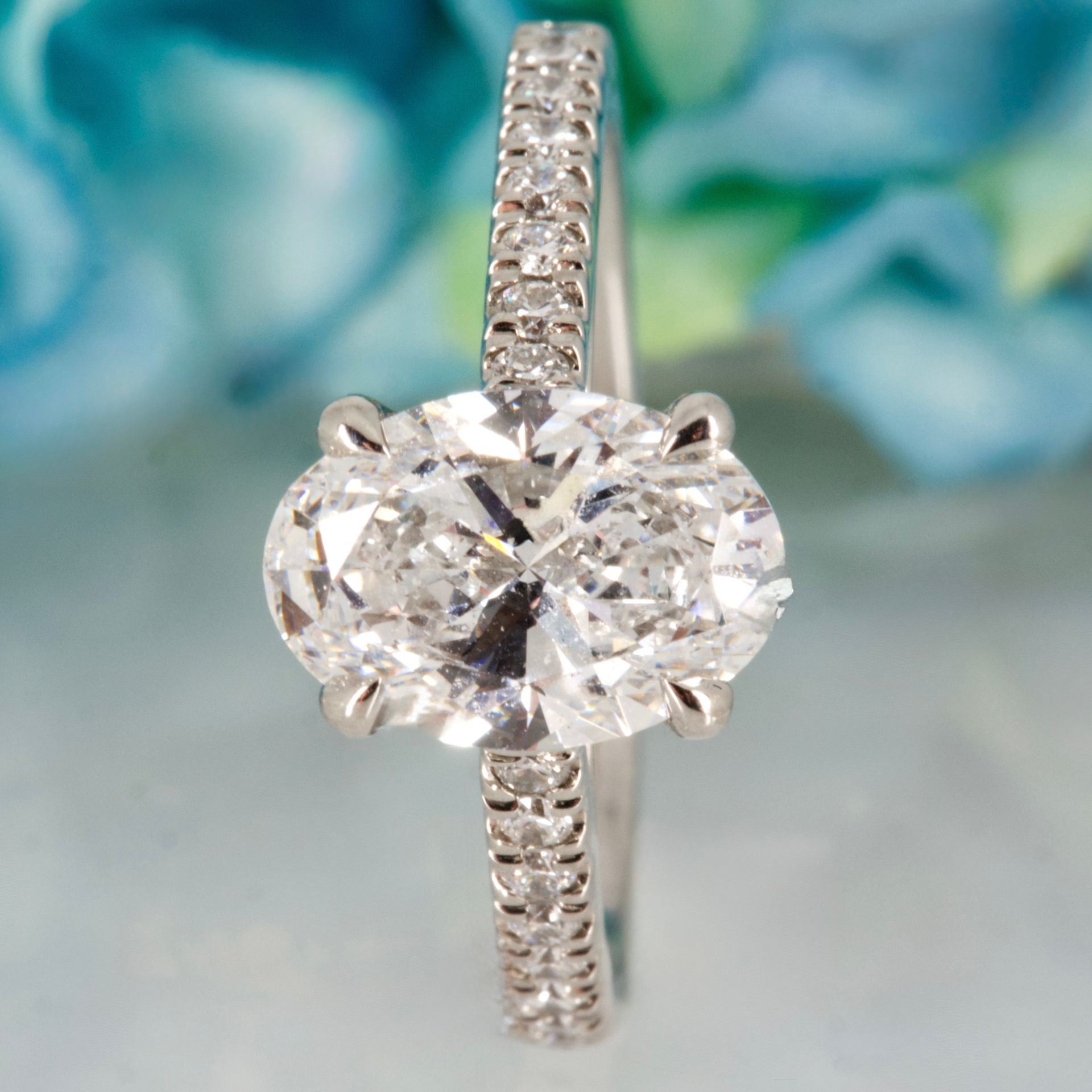 Platinun 2.01ct Oval Cut Lab Grown Diamond Solitaire Ring