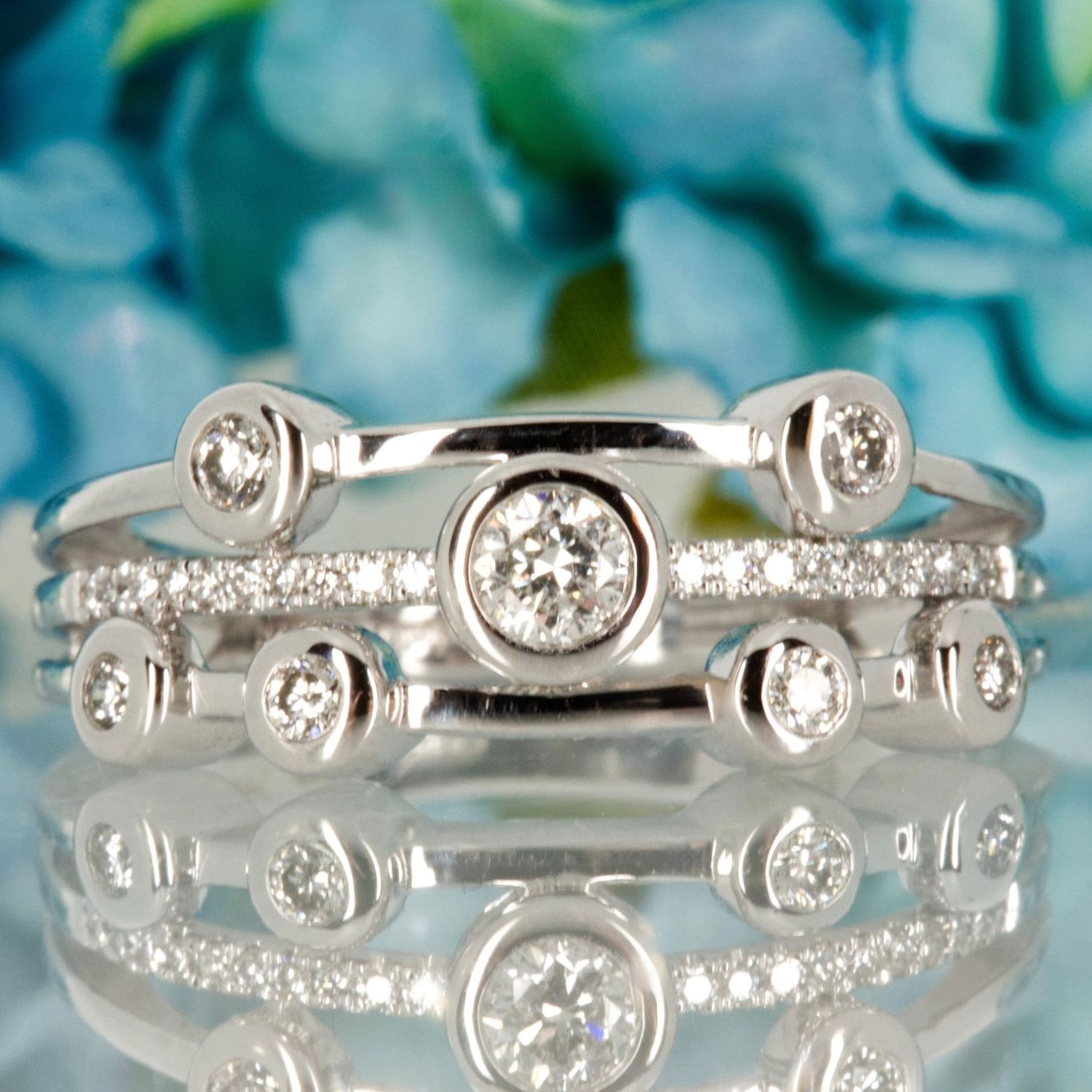 9ct White Gold 0.34ct Round Brilliant Cut Diamond Bubble Ring