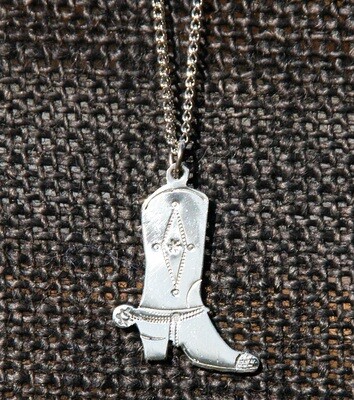 Pendant: Cowgirl Boot with 15