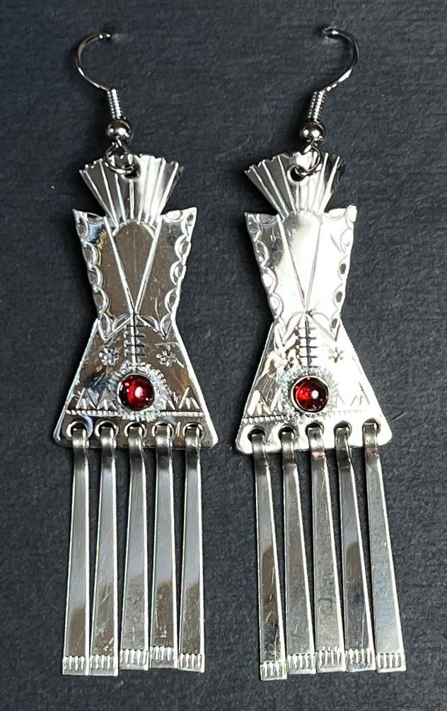 Earrings, Tipis w/ fringes, red garnets 2"