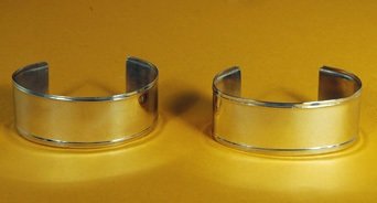 Bracelets 1 Bracelets 1" Wide, Plain, Raised Edges