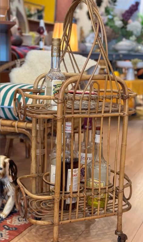 Vintage rotan barcart