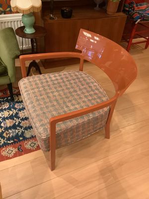 Kartell Cara fauteuil roestbruin, roest-beige zitkussen