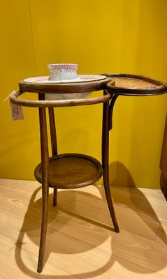Antieke Thonet wastafel met lampetstel