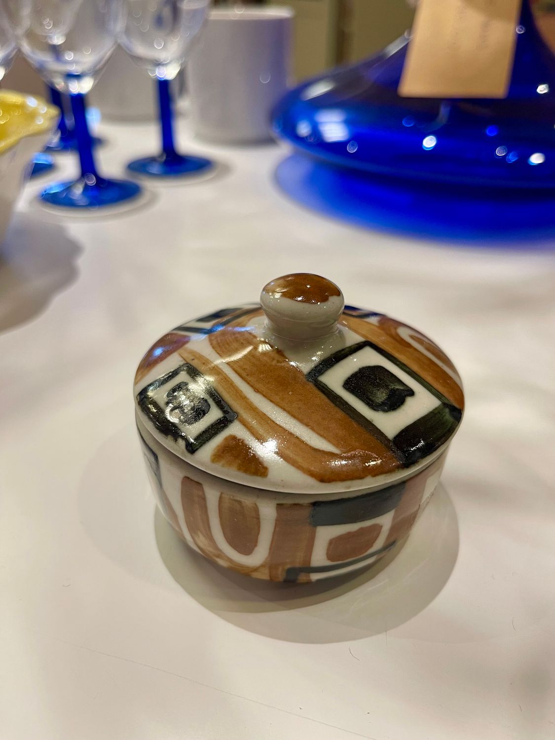 Potje met dekseltje bruin