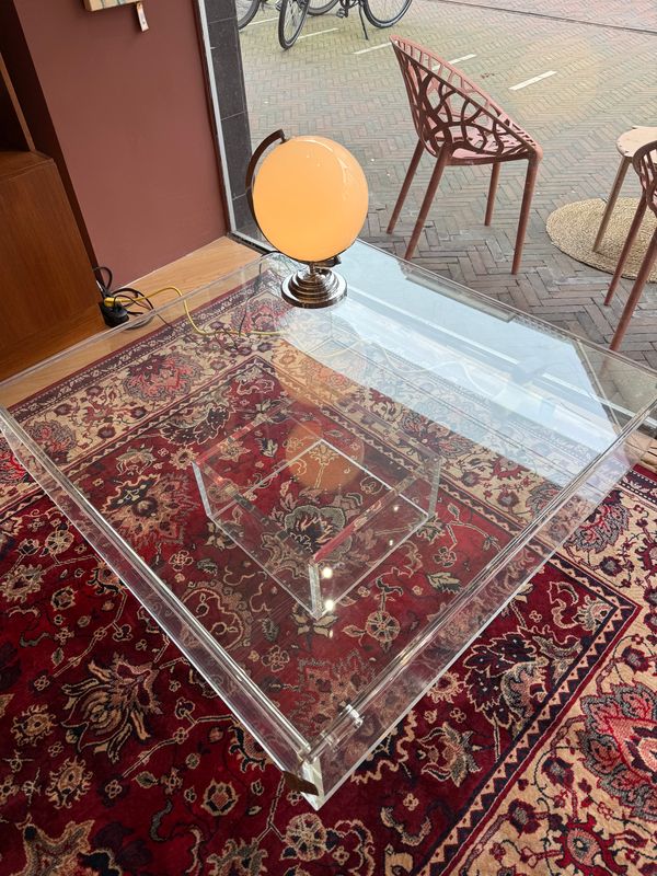 Modernistische 70s glas en perspex salontafel