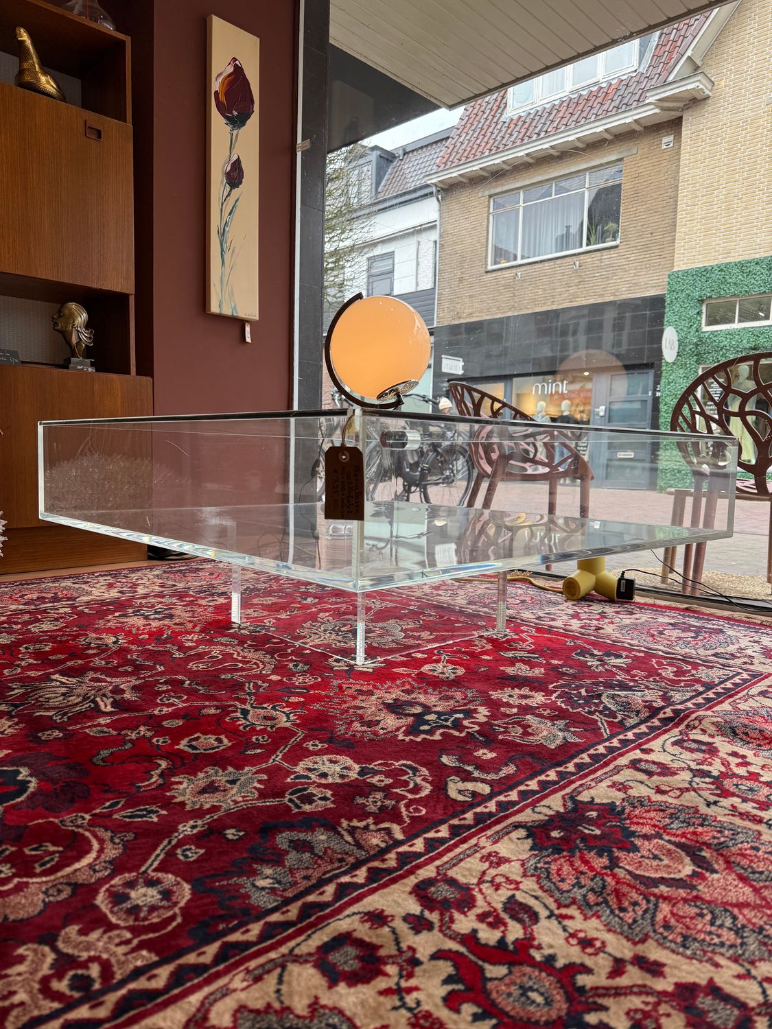 Plexiglazen salontafel met glazen blad