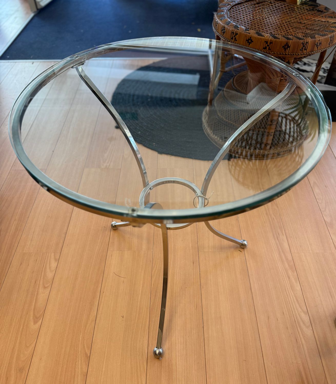 Chromen bijzettafel met glasplaat 