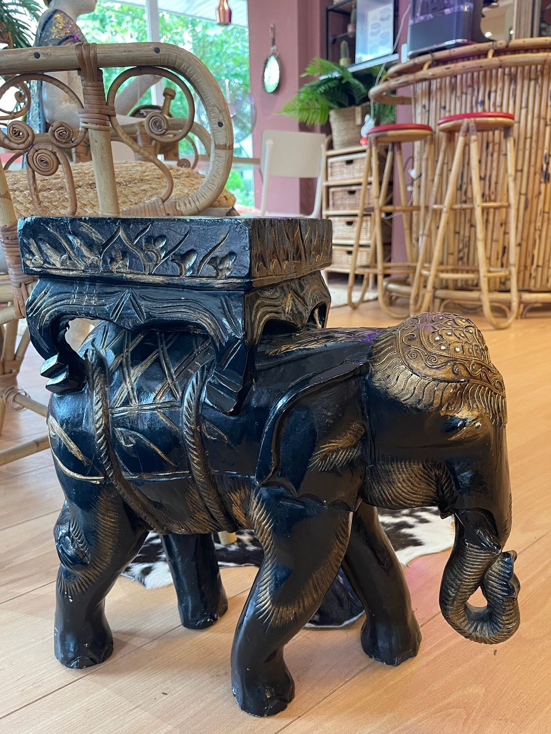 Houten olifant stoeltje zwart