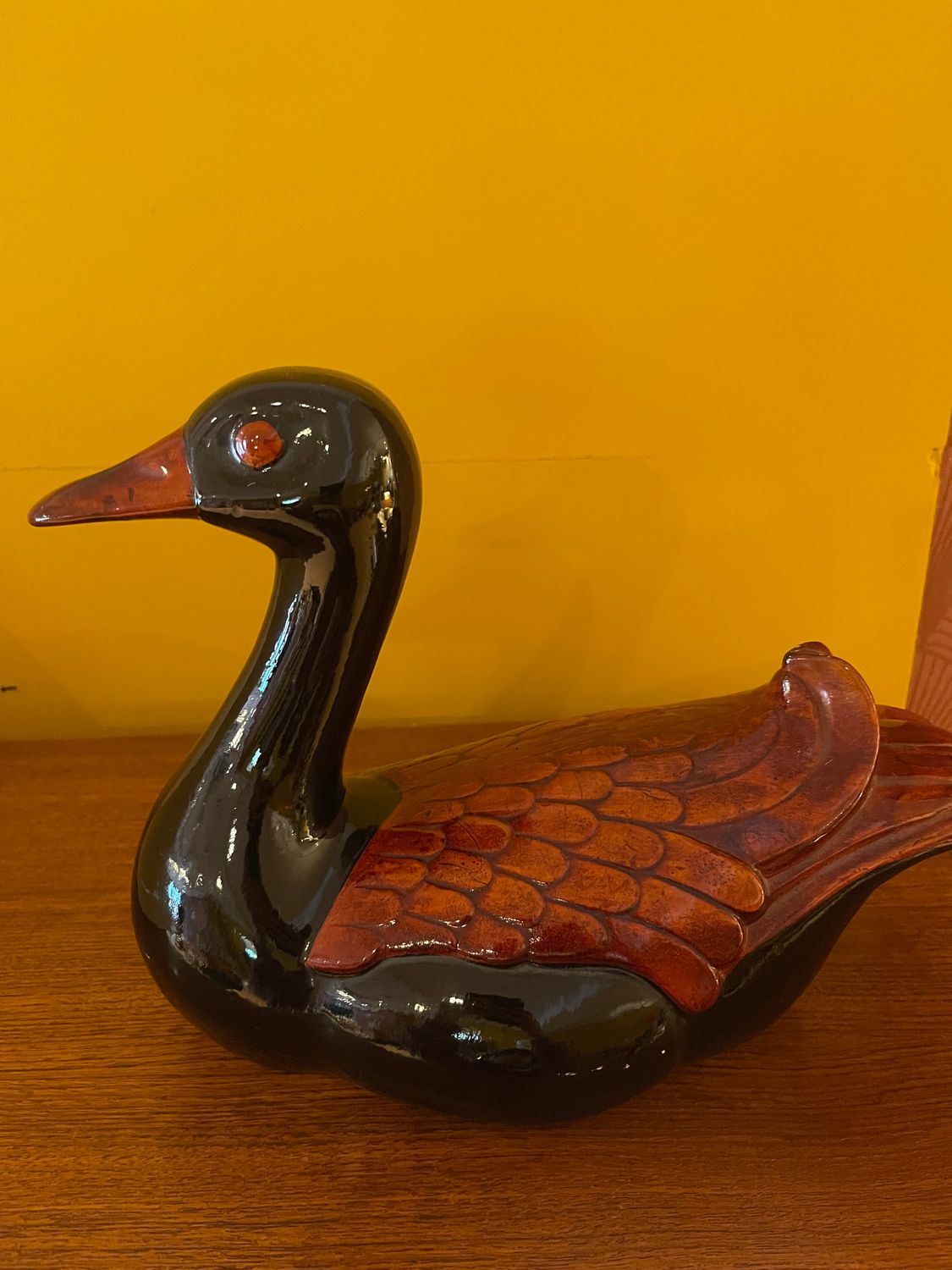 Decoratieve eend van hout