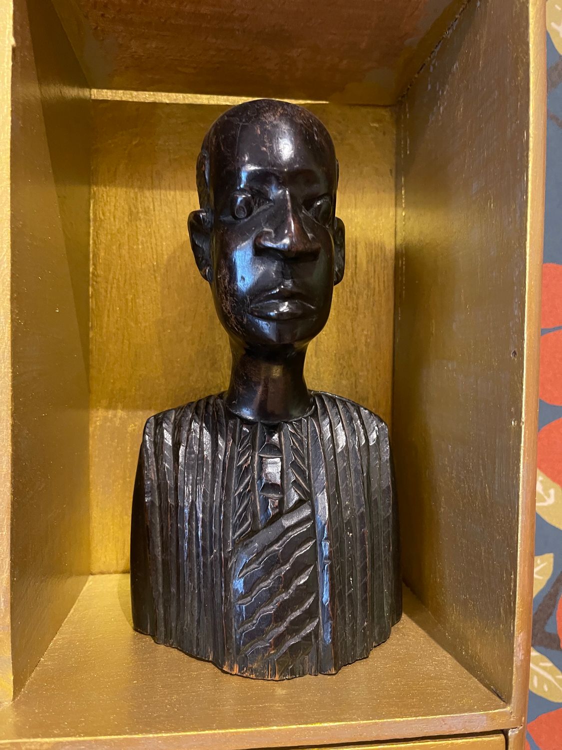 Afrikaans houten beeldje