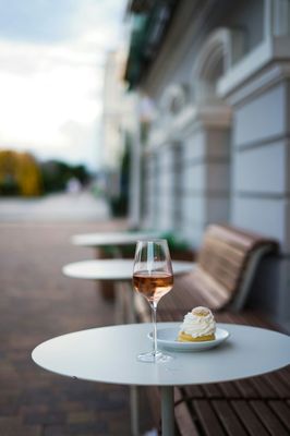 Dessert &amp; Port