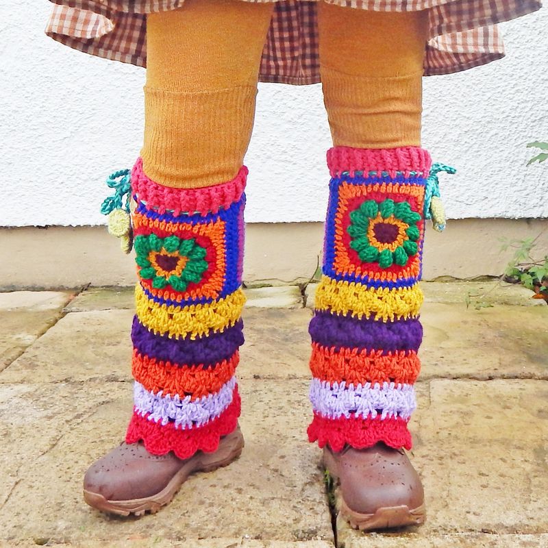 Leg Warmers Striped Green Flower