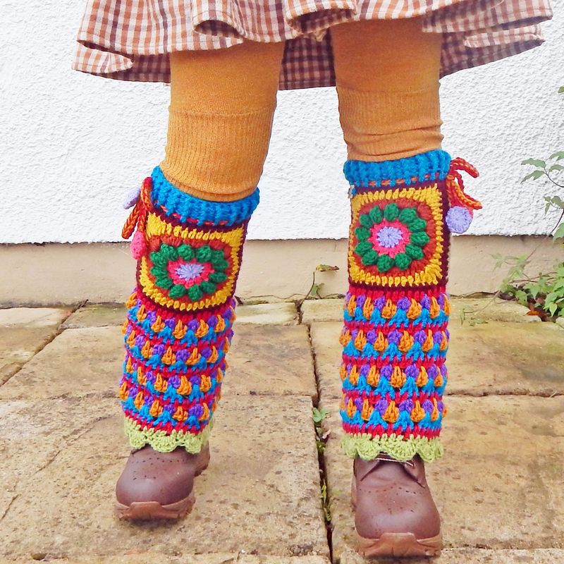 Leg Warmers Green Flower