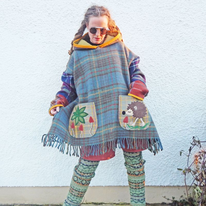 Hedgehog Wool Blanket Plaid Tunic