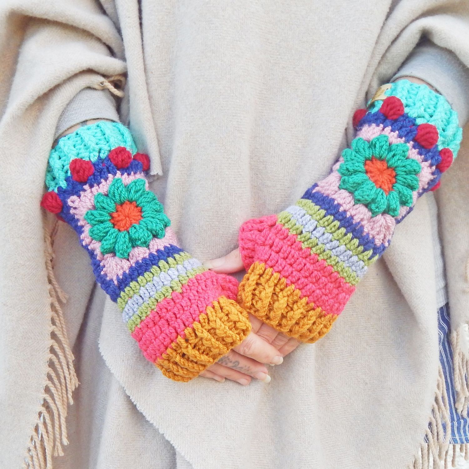 SOLD  Gloves Green Flower