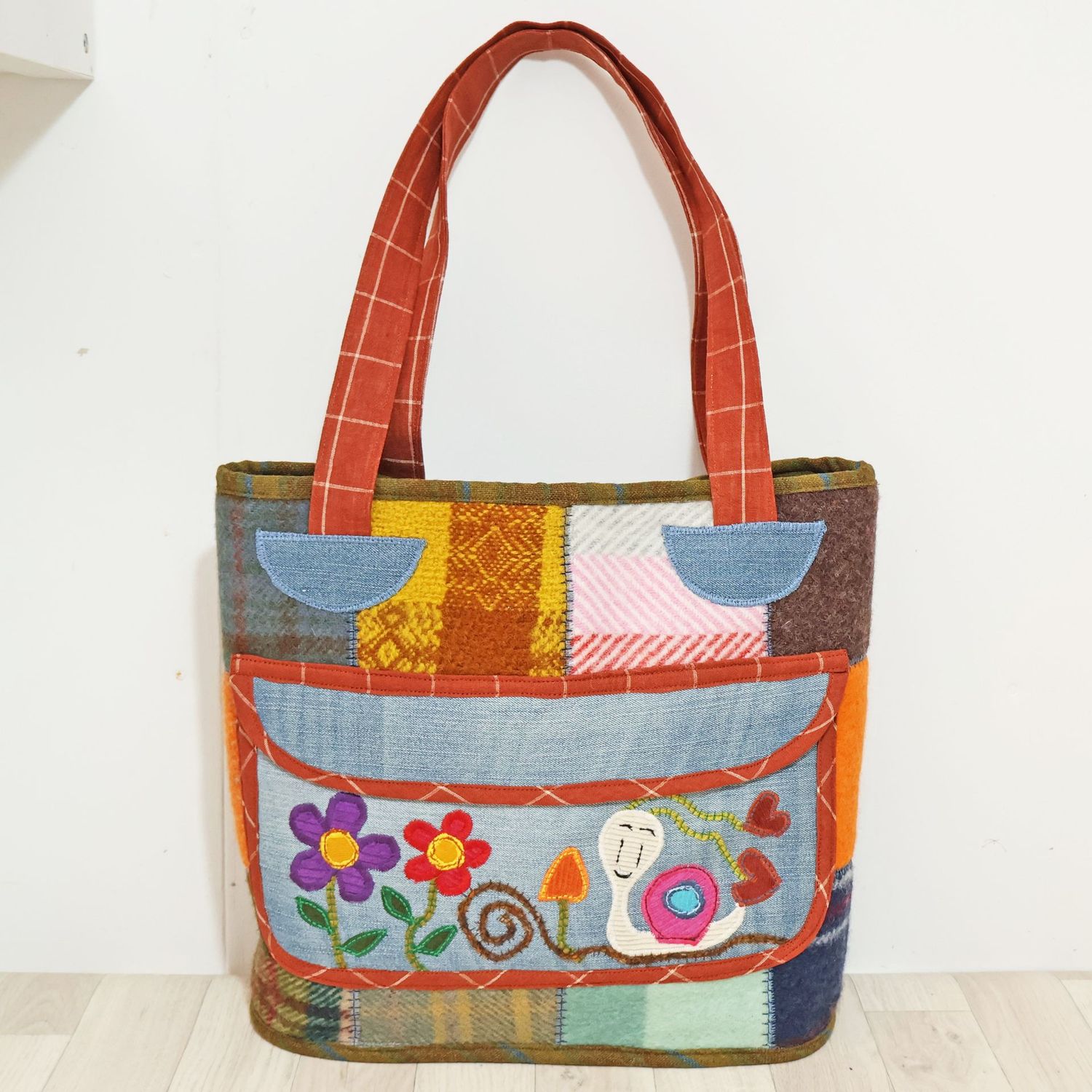 Patchwork Snail Blanket Bag