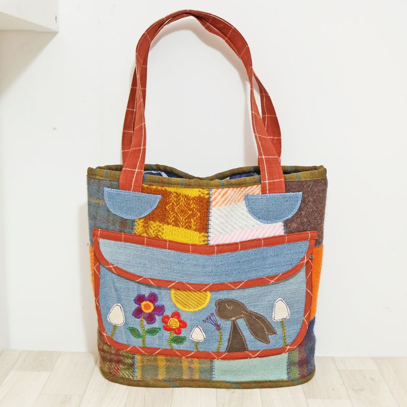Patchwork Hare Blanket Bag Patchwork Hare Blanket Bag