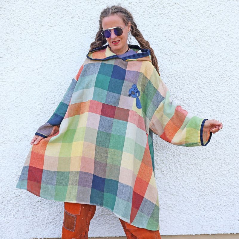 Hooded Dog Linen Dress