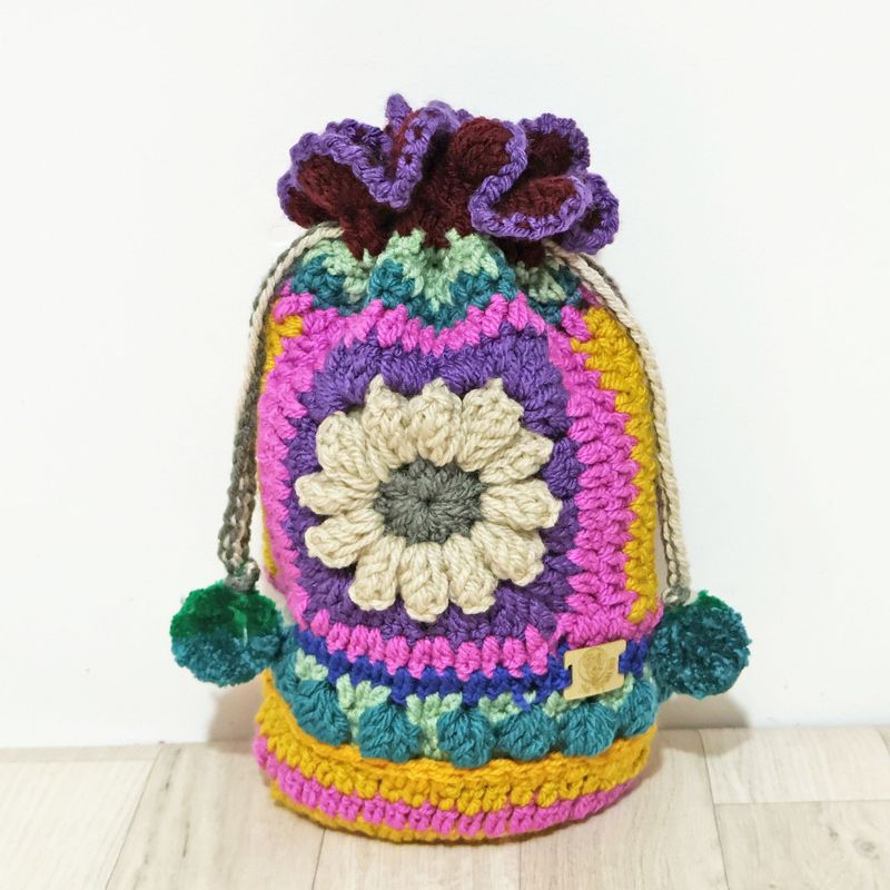 SOLD Crochet Pouch Cream Flower