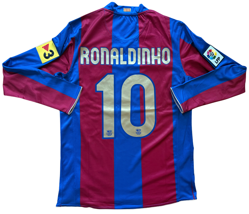 FC Barcelona 2007/2008 Home Shirt - Ronaldinho #10 (M)