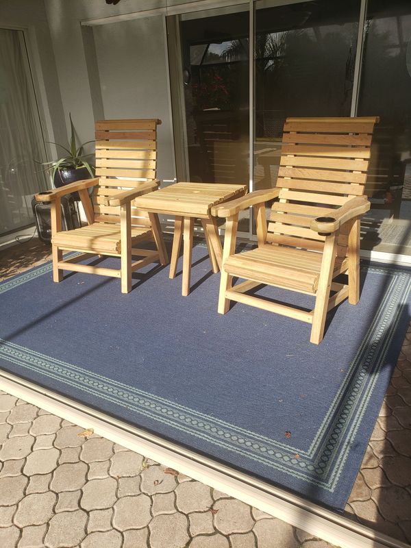 Standard Chairs & Table Set