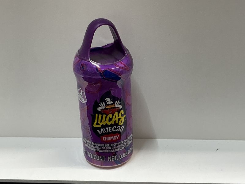 LUCAS MUECAS CHAMOY