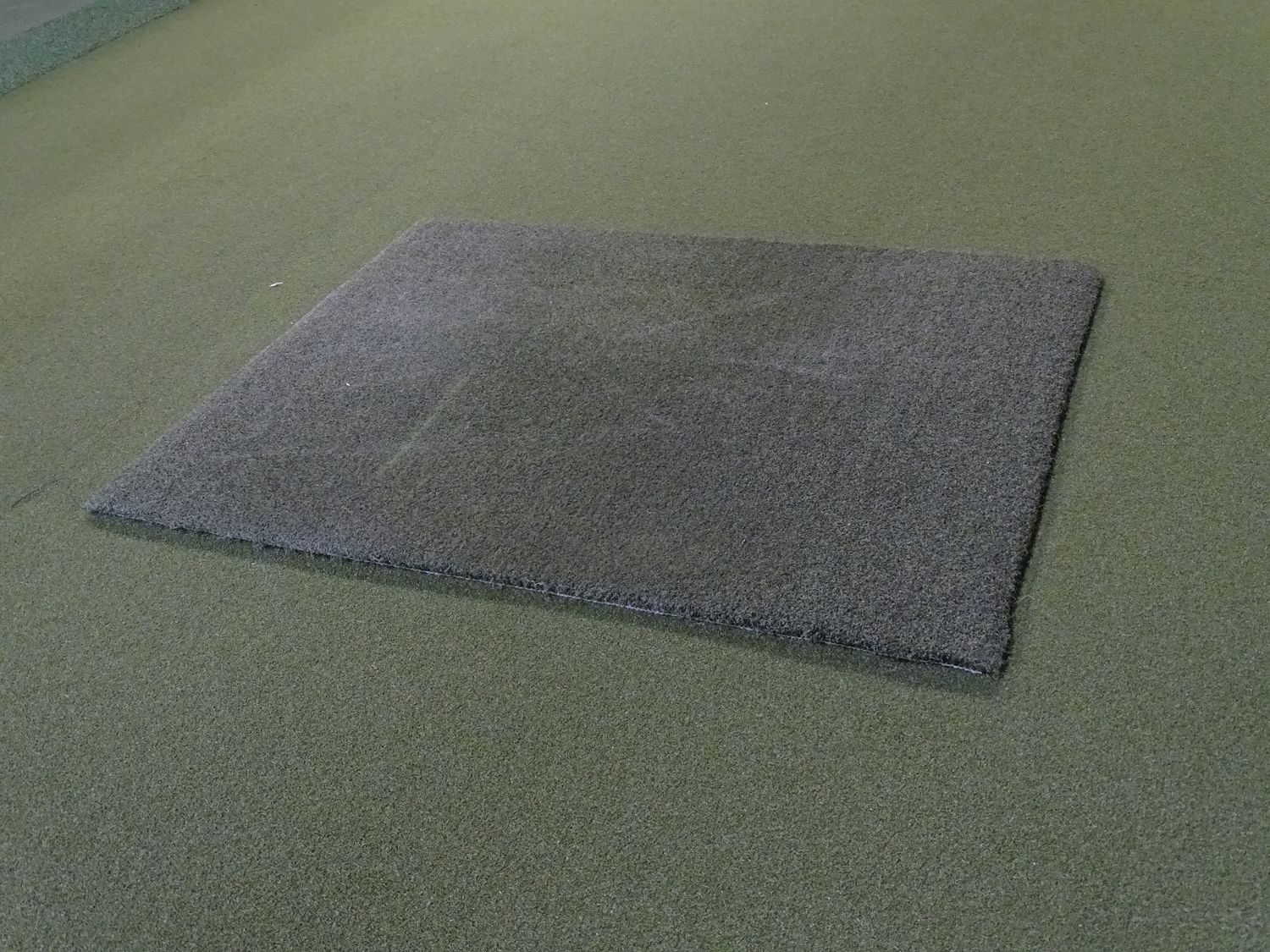 Simulator Hitting Turf (used)  48&quot;x32&quot;