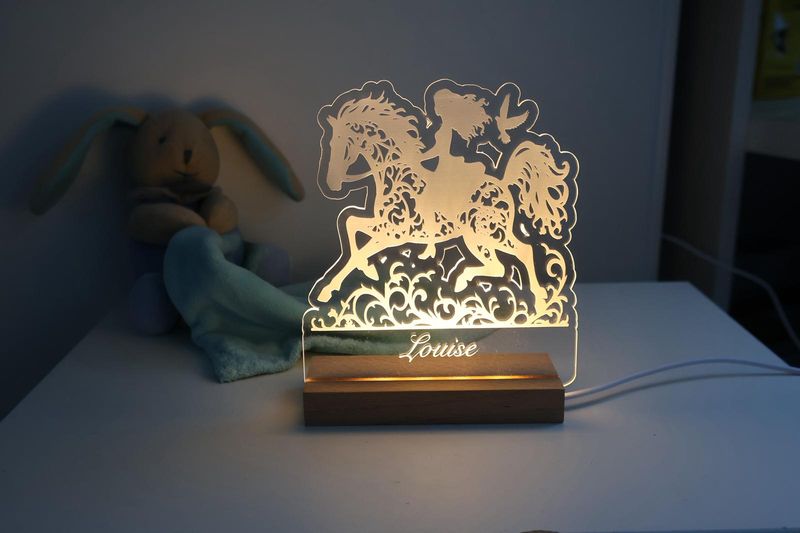 Veilleuse Cavalière avec prénom
