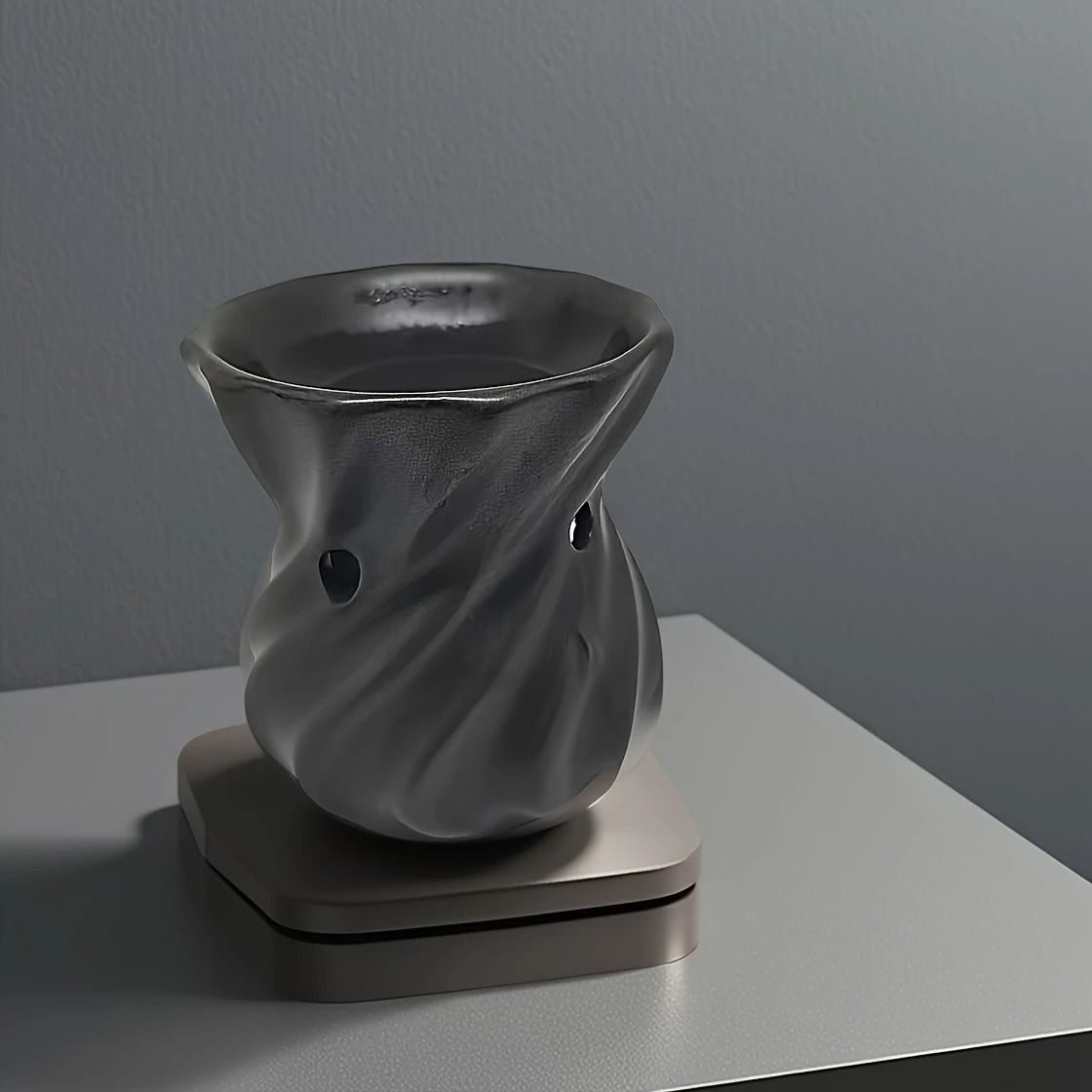 Minimalist Nordic Cream Style Ceramic Oil Burner