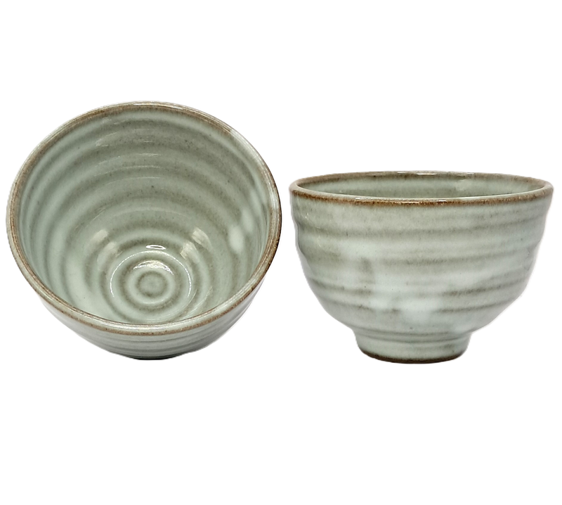 Teeschale Shino-Art, milchgraue Glasur Teeschale Shino-Art, milchgraue Glasur