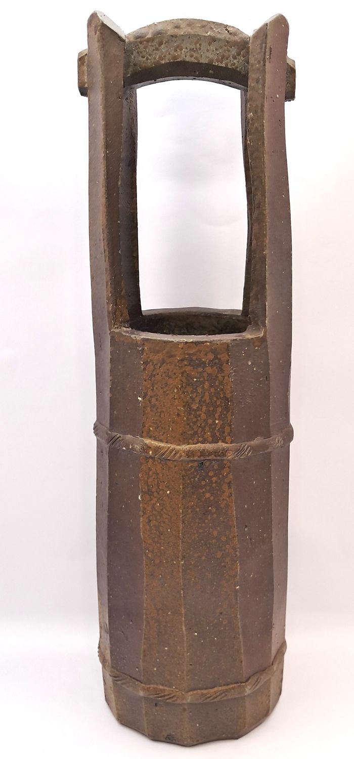 Bizen-Vase Bottichform mit Bügel klein