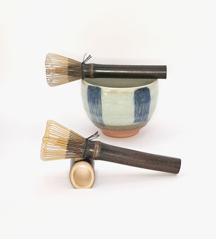 Matcha-Besen Chasen lang mit Ablage